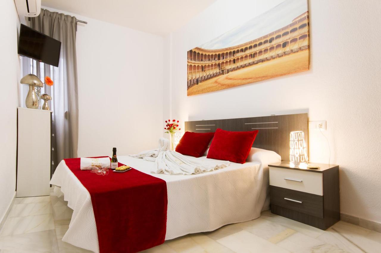 Apartamentos El Tajo & Spa 론다 외부 사진